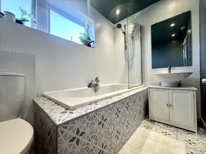 Photo 1- click for photo gallery